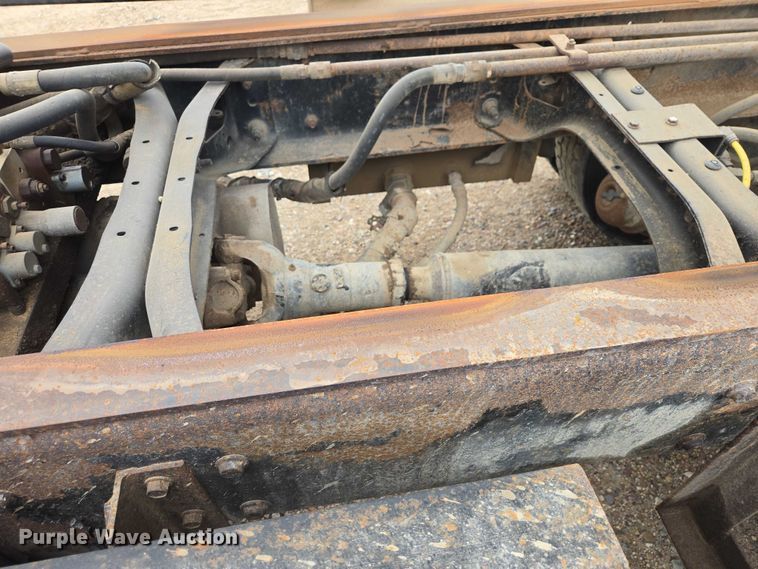 image for item EV5962 2005 International 7500 dump truck