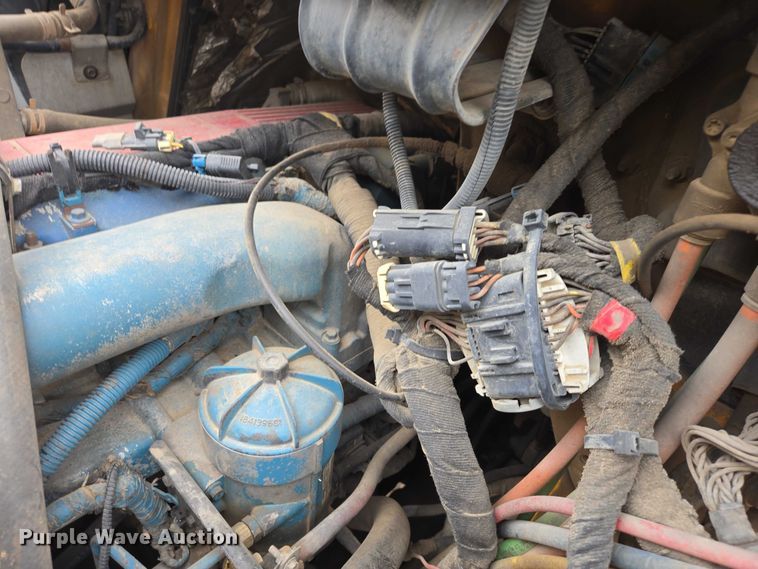 image for item EV5962 2005 International 7500 dump truck