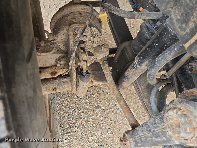 image for item EV5962 2005 International 7500 dump truck