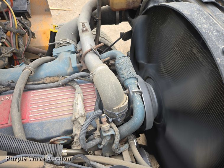 image for item EV5962 2005 International 7500 dump truck