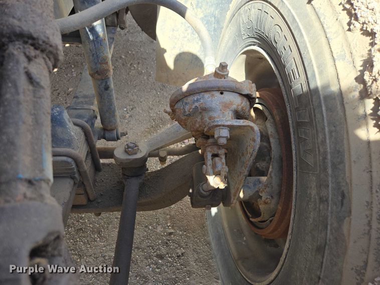 image for item EV5963 1992 Kenworth T600 semi truck