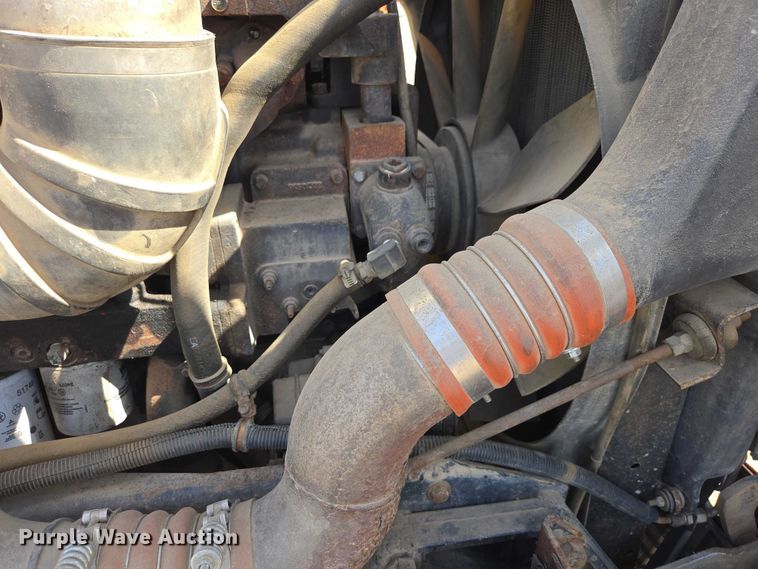 image for item EV5963 1992 Kenworth T600 semi truck