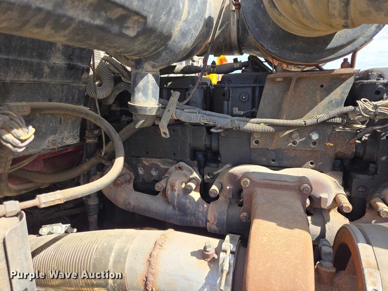 image for item EV5963 1992 Kenworth T600 semi truck