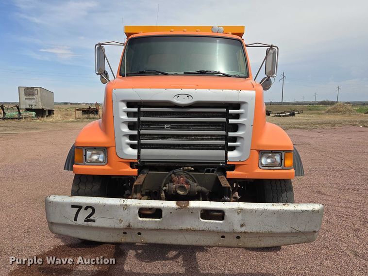 image for item EV5964 2001 Sterling LT8500 dump truck