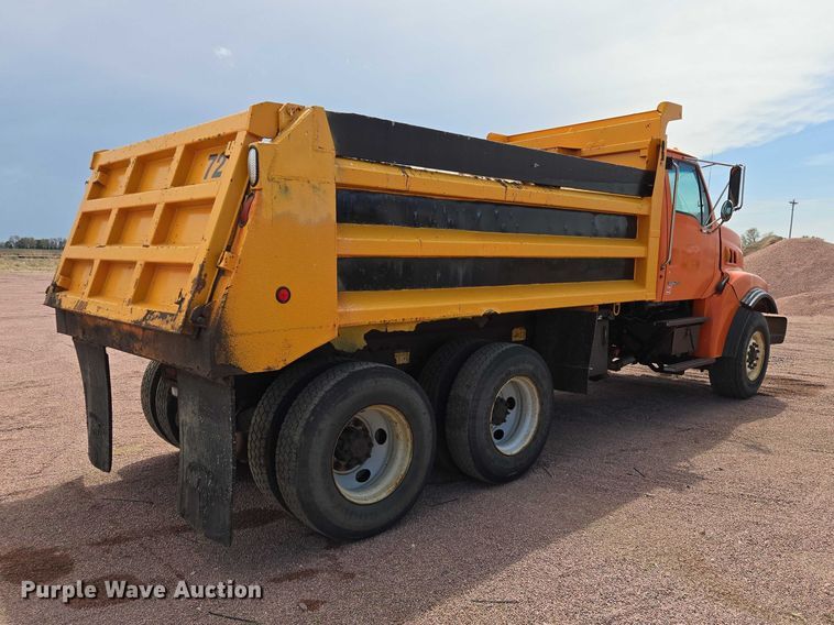 image for item EV5964 2001 Sterling LT8500 dump truck