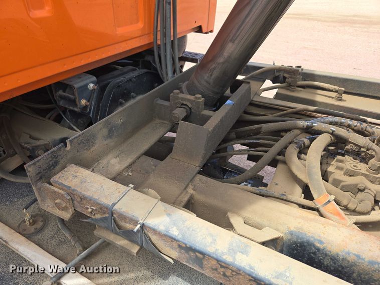 image for item EV5964 2001 Sterling LT8500 dump truck