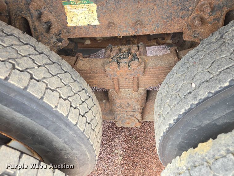 image for item EV5964 2001 Sterling LT8500 dump truck