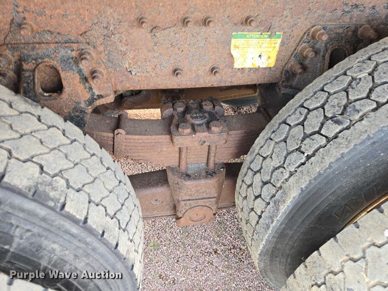 image for item EV5964 2001 Sterling LT8500 dump truck