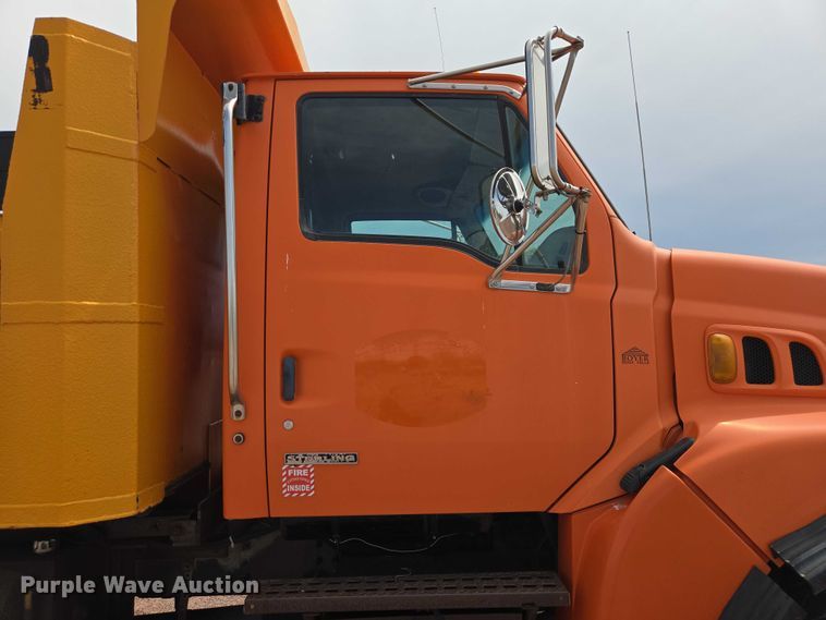 image for item EV5964 2001 Sterling LT8500 dump truck