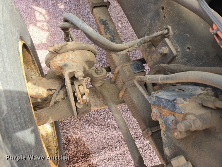 image for item EV5964 2001 Sterling LT8500 dump truck