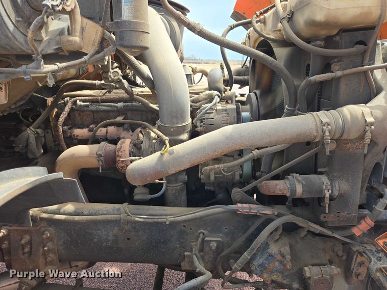 image for item EV5964 2001 Sterling LT8500 dump truck