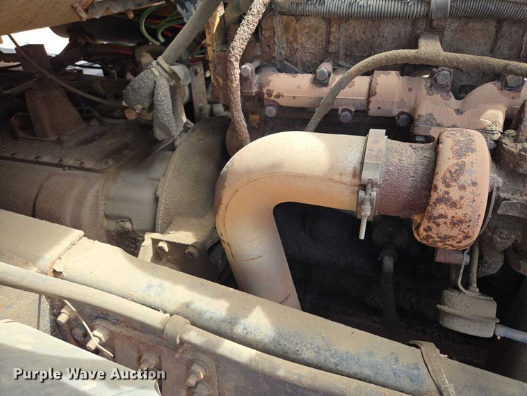 image for item EV5964 2001 Sterling LT8500 dump truck