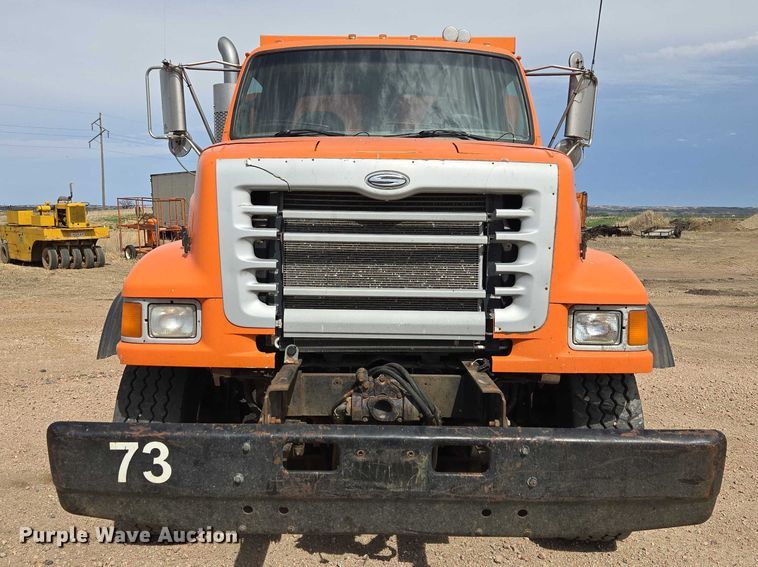 image for item EV5966 2003 Sterling L9500 dump truck