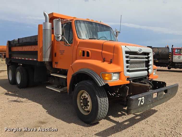image for item EV5966 2003 Sterling L9500 dump truck