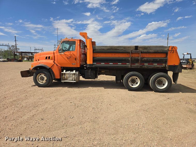 image for item EV5966 2003 Sterling L9500 dump truck