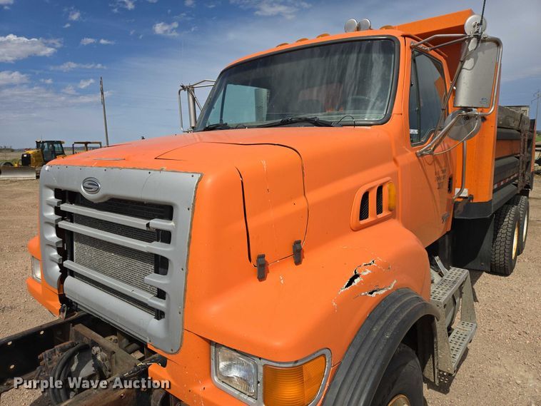 image for item EV5966 2003 Sterling L9500 dump truck
