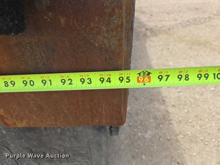 image for item EV5966 2003 Sterling L9500 dump truck