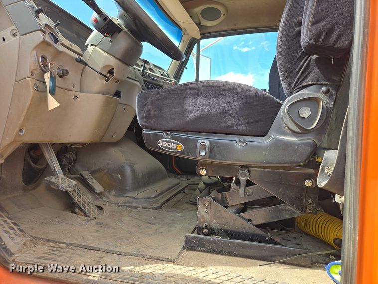 image for item EV5966 2003 Sterling L9500 dump truck