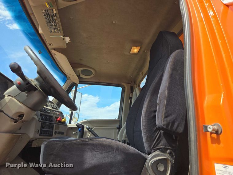 image for item EV5966 2003 Sterling L9500 dump truck