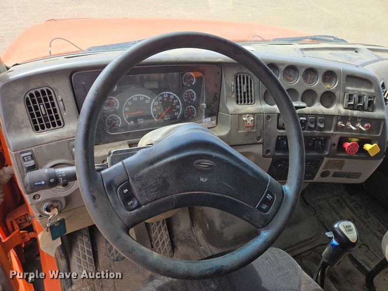 image for item EV5966 2003 Sterling L9500 dump truck