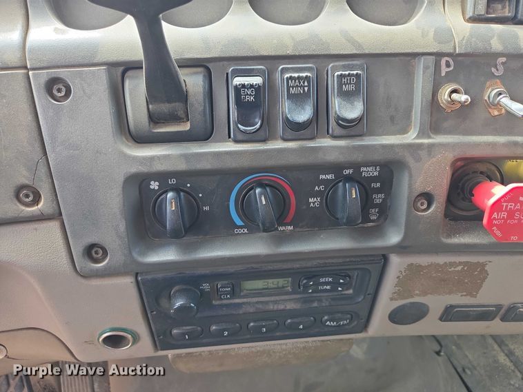 image for item EV5966 2003 Sterling L9500 dump truck