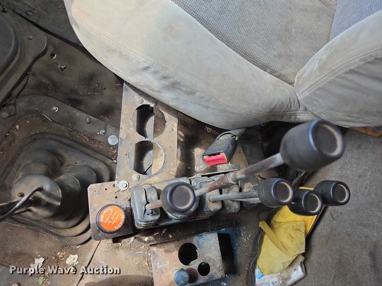 image for item EV5966 2003 Sterling L9500 dump truck