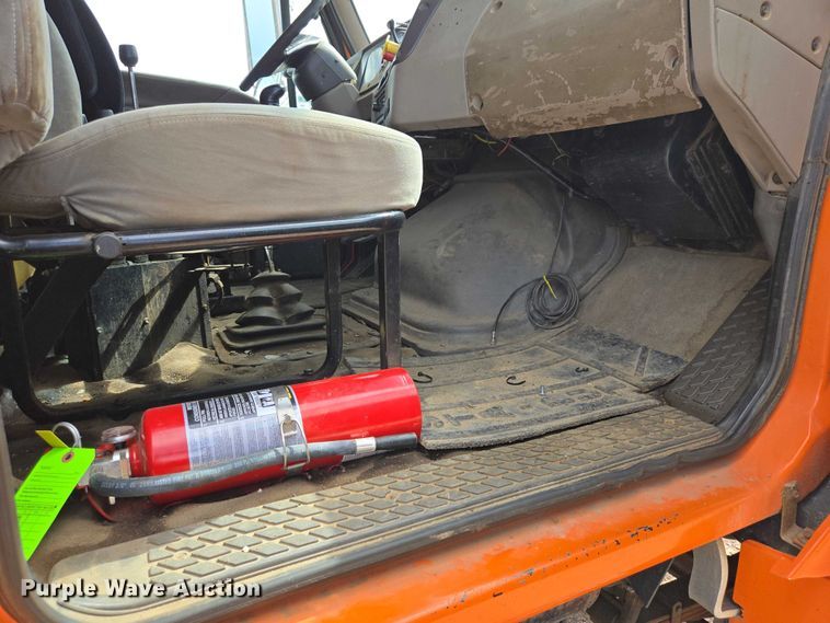 image for item EV5966 2003 Sterling L9500 dump truck