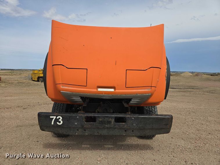 image for item EV5966 2003 Sterling L9500 dump truck