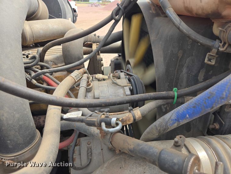 image for item EV5966 2003 Sterling L9500 dump truck