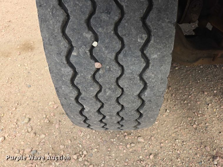 image for item EV5966 2003 Sterling L9500 dump truck