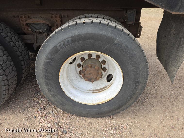 image for item EV5966 2003 Sterling L9500 dump truck