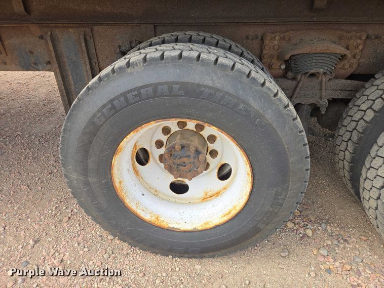 image for item EV5966 2003 Sterling L9500 dump truck