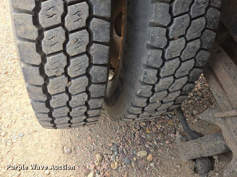 image for item EV5966 2003 Sterling L9500 dump truck