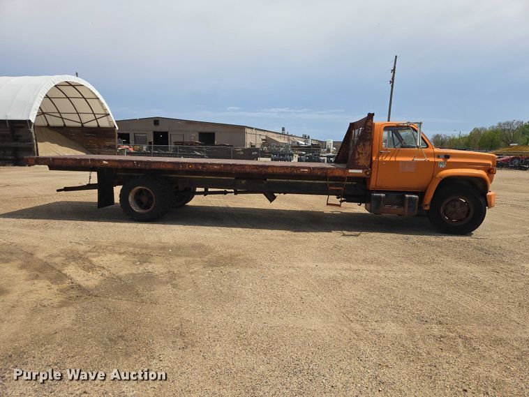 image for item EV5967 1979 Chevrolet C70 dump flatbed truck