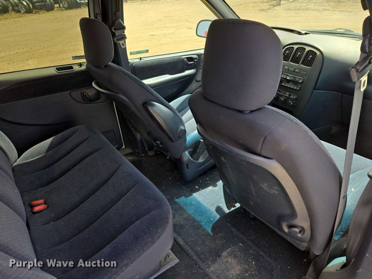 image for item EV5968 2001 Dodge Grand Caravan van