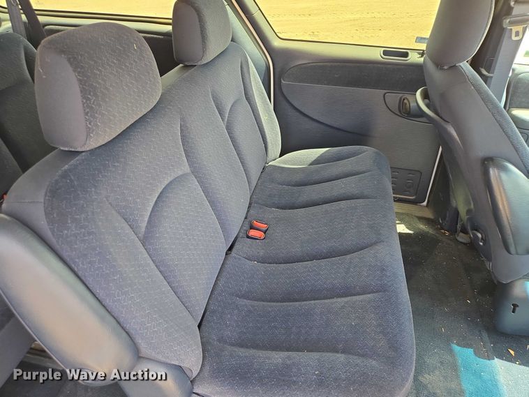 image for item EV5968 2001 Dodge Grand Caravan van