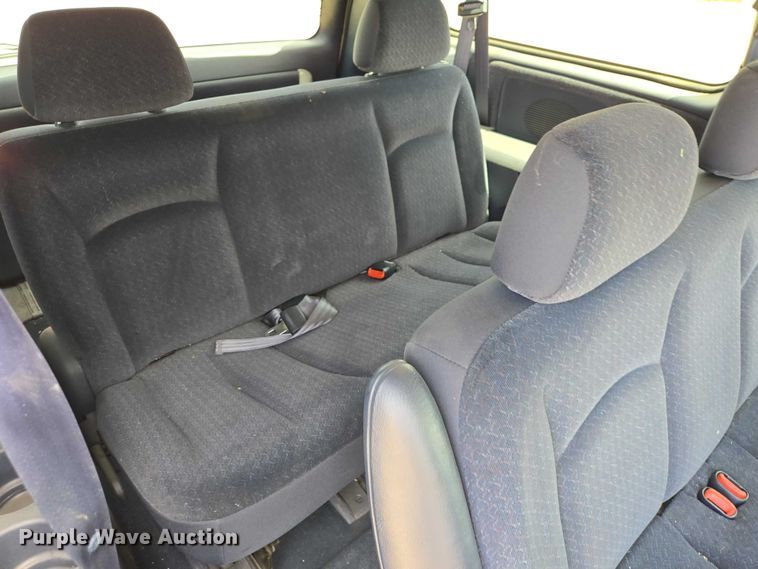 image for item EV5968 2001 Dodge Grand Caravan van