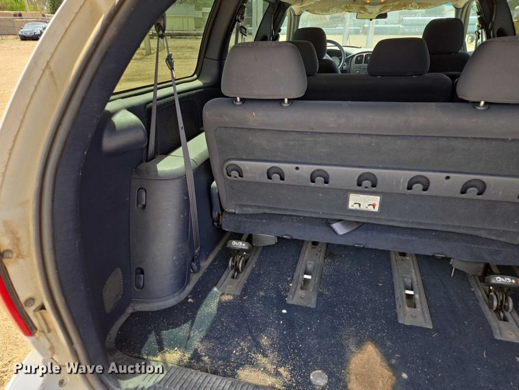 image for item EV5968 2001 Dodge Grand Caravan van