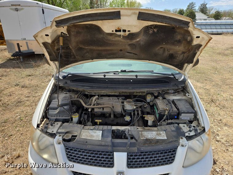 image for item EV5968 2001 Dodge Grand Caravan van