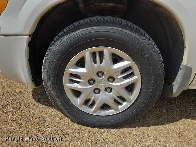 image for item EV5968 2001 Dodge Grand Caravan van