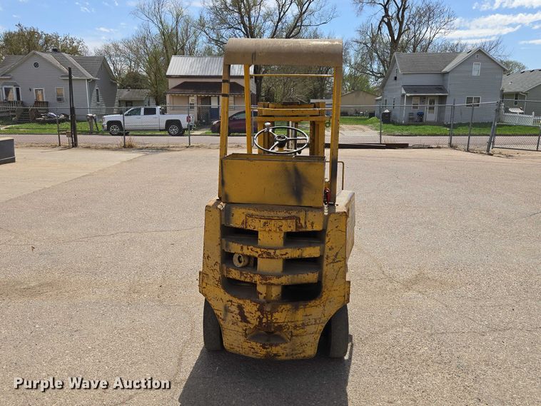 image for item EV5969 Clark forklift