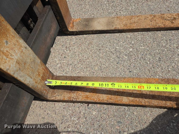 image for item EV5969 Clark forklift