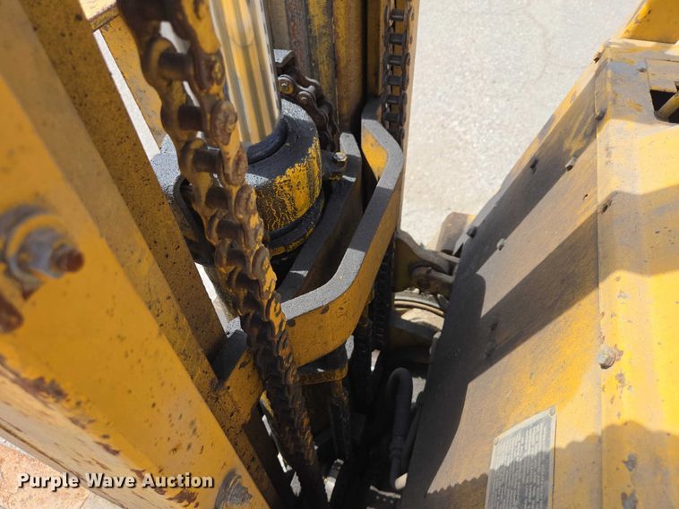 image for item EV5969 Clark forklift