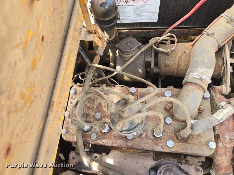 image for item EV5969 Clark forklift
