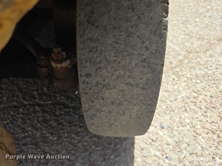 image for item EV5969 Clark forklift