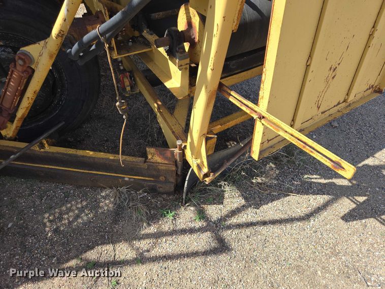 image for item EV5970 1994 Rosco SPRH-H chip spreader