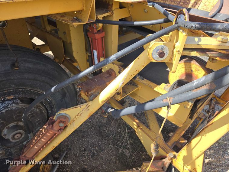 image for item EV5970 1994 Rosco SPRH-H chip spreader