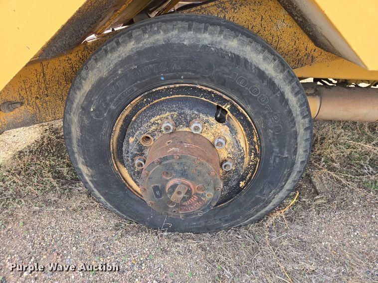 image for item EV5970 1994 Rosco SPRH-H chip spreader
