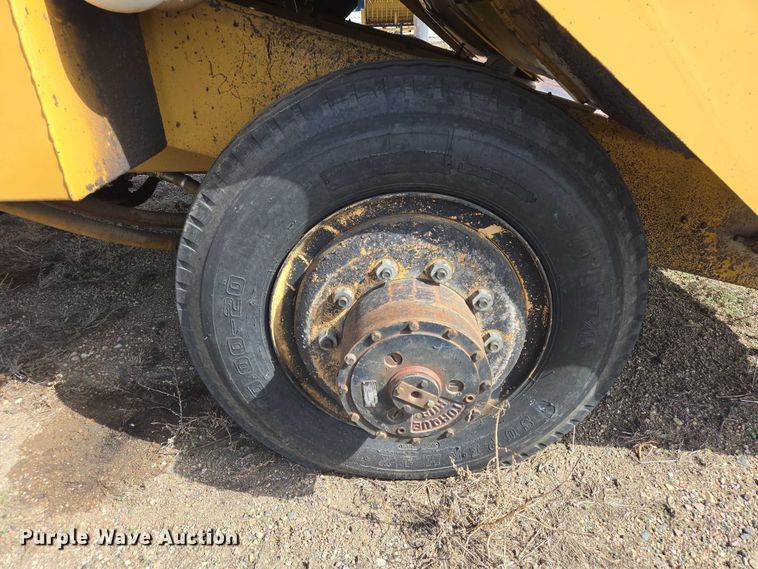 image for item EV5970 1994 Rosco SPRH-H chip spreader