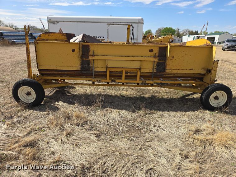image for item EV5970 1994 Rosco SPRH-H chip spreader